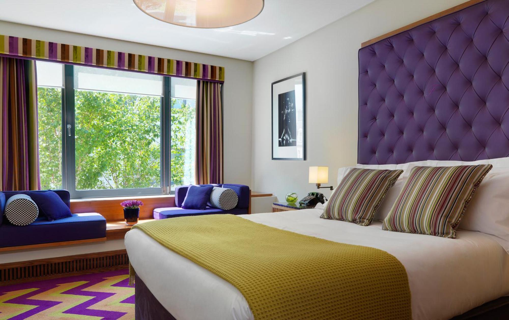 เดอะ ฟิตซ์วิลเลียม โฮเต็ล Hotel ดับลิน ภายนอก รูปภาพ A bedroom at the Hilton London Paddington