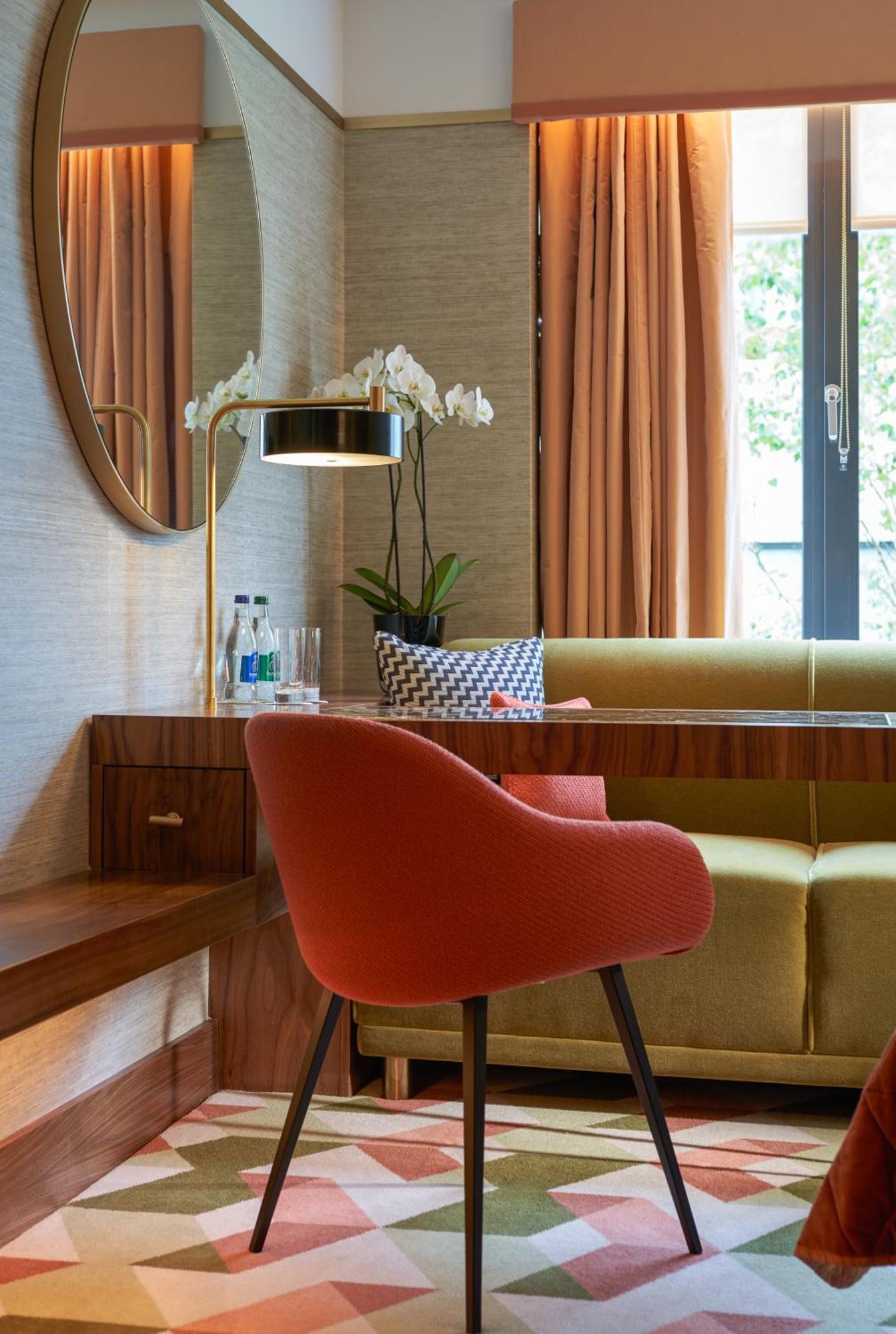 เดอะ ฟิตซ์วิลเลียม โฮเต็ล Hotel ดับลิน ภายนอก รูปภาพ A room at the hotel
