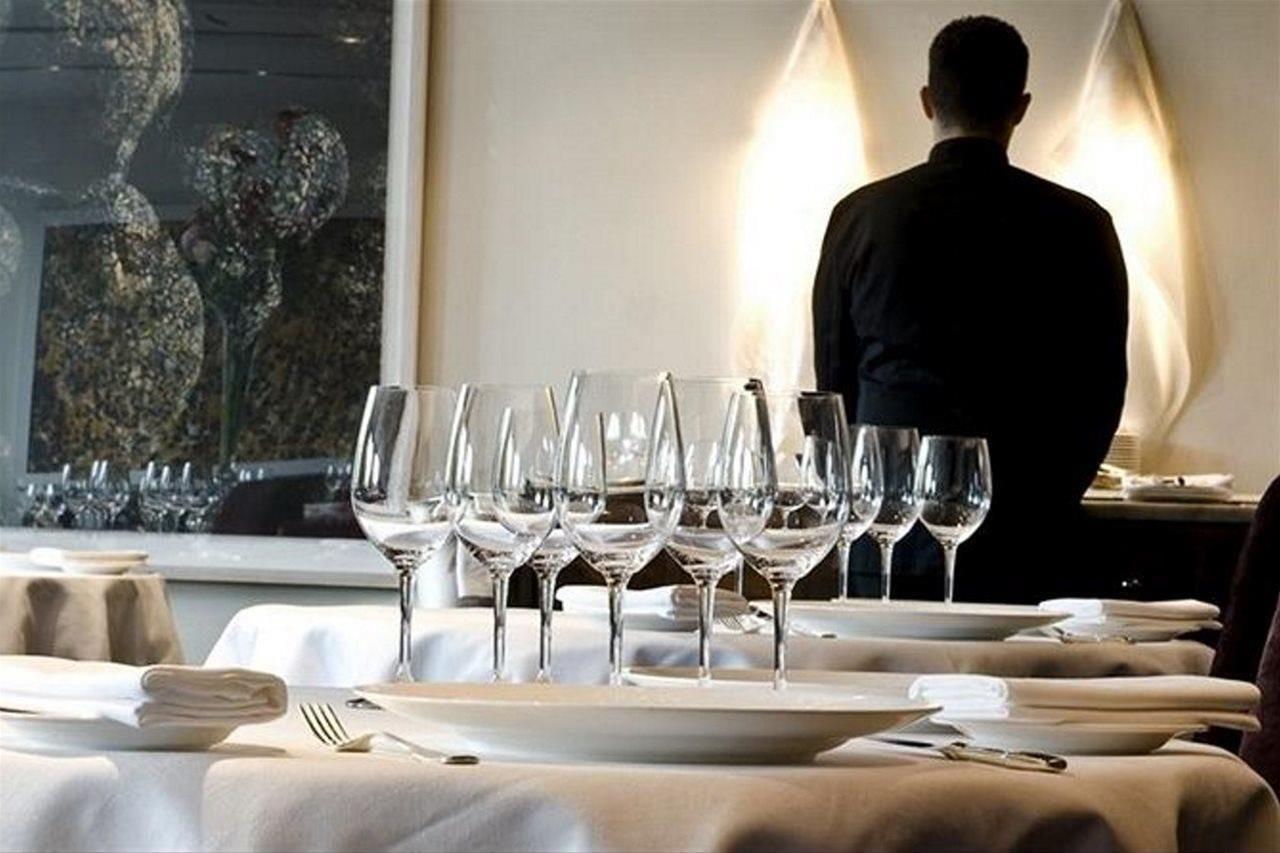 เดอะ ฟิตซ์วิลเลียม โฮเต็ล Hotel ดับลิน ภายนอก รูปภาพ A restaurant in Paris